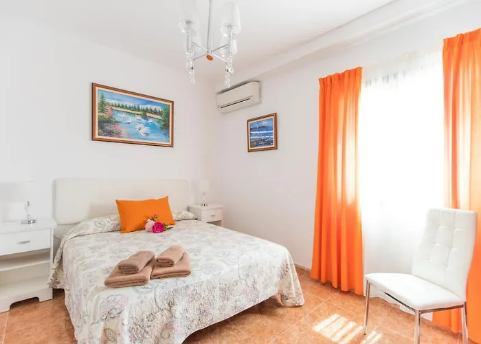 וילה Bella Lucia Luxury 2 *