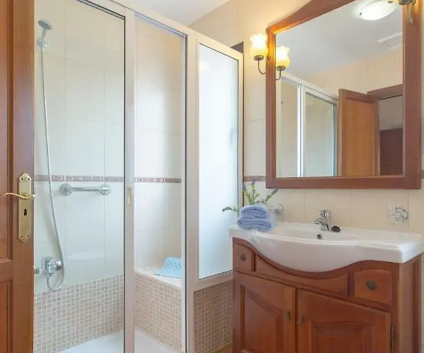 וילה Bella Lucia Luxury 2 *
